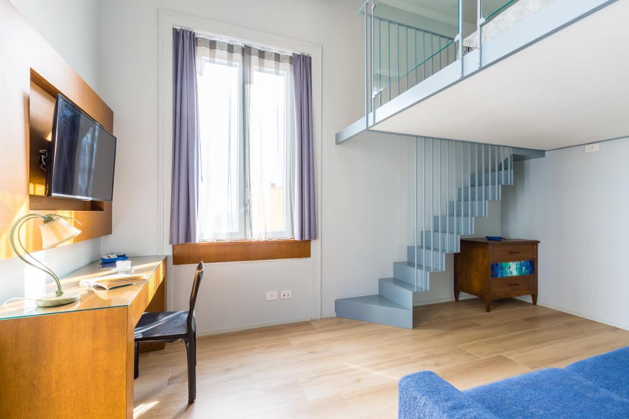 B&B Civico 33 Napels Buitenkant foto